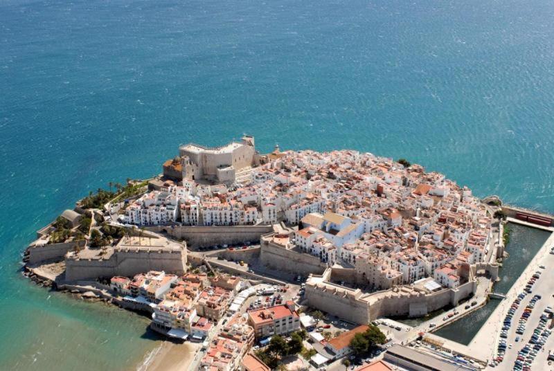 Una Isla En La Ciudad Castellón de la Plana Esterno foto